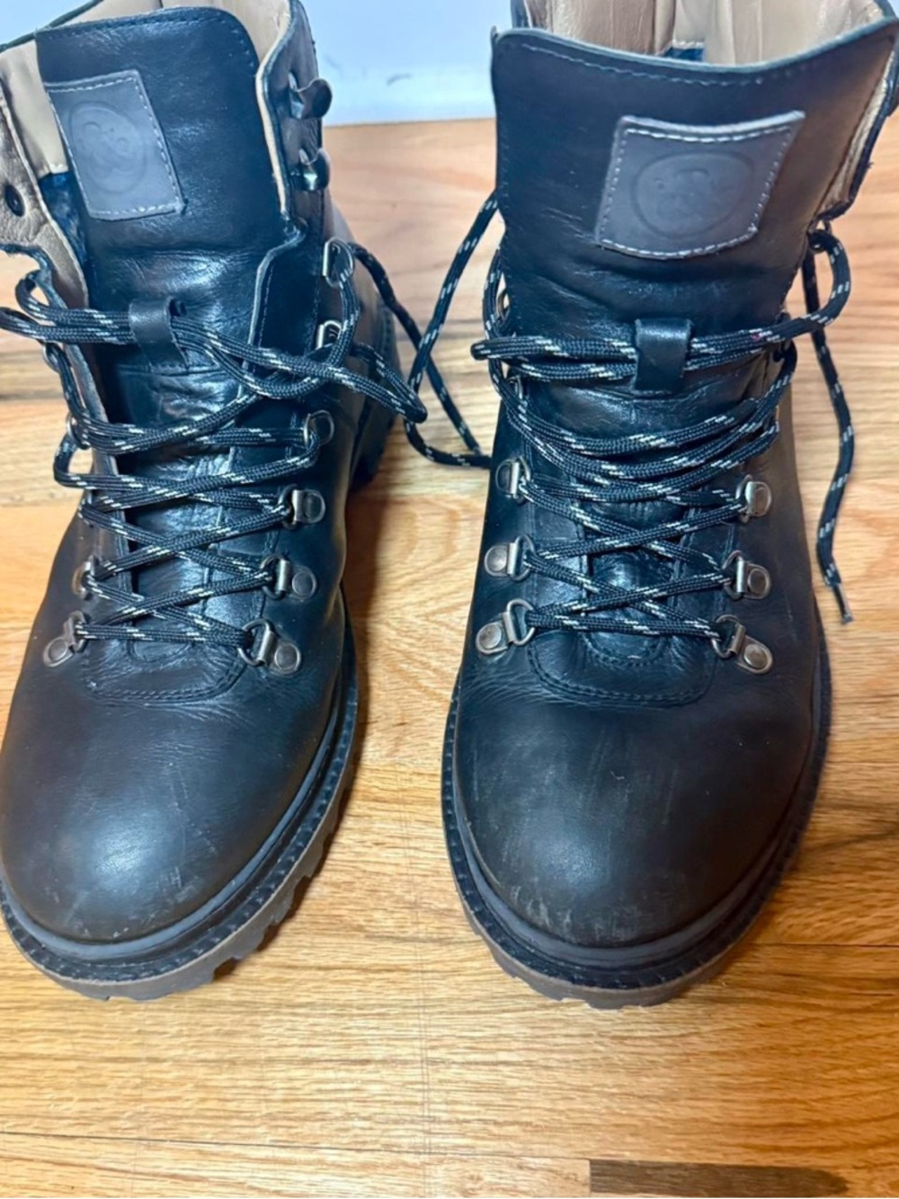 Men's Black Leather Hiking Boots - Rugged Trail Style